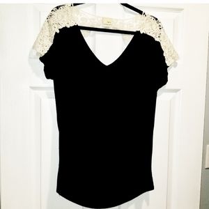 Daytrip black blouse